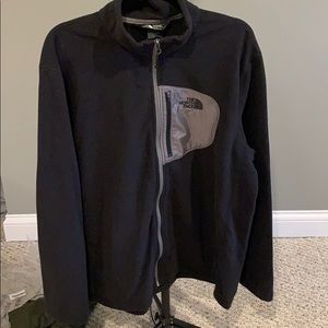 Sz XL black/gray North Face fleece